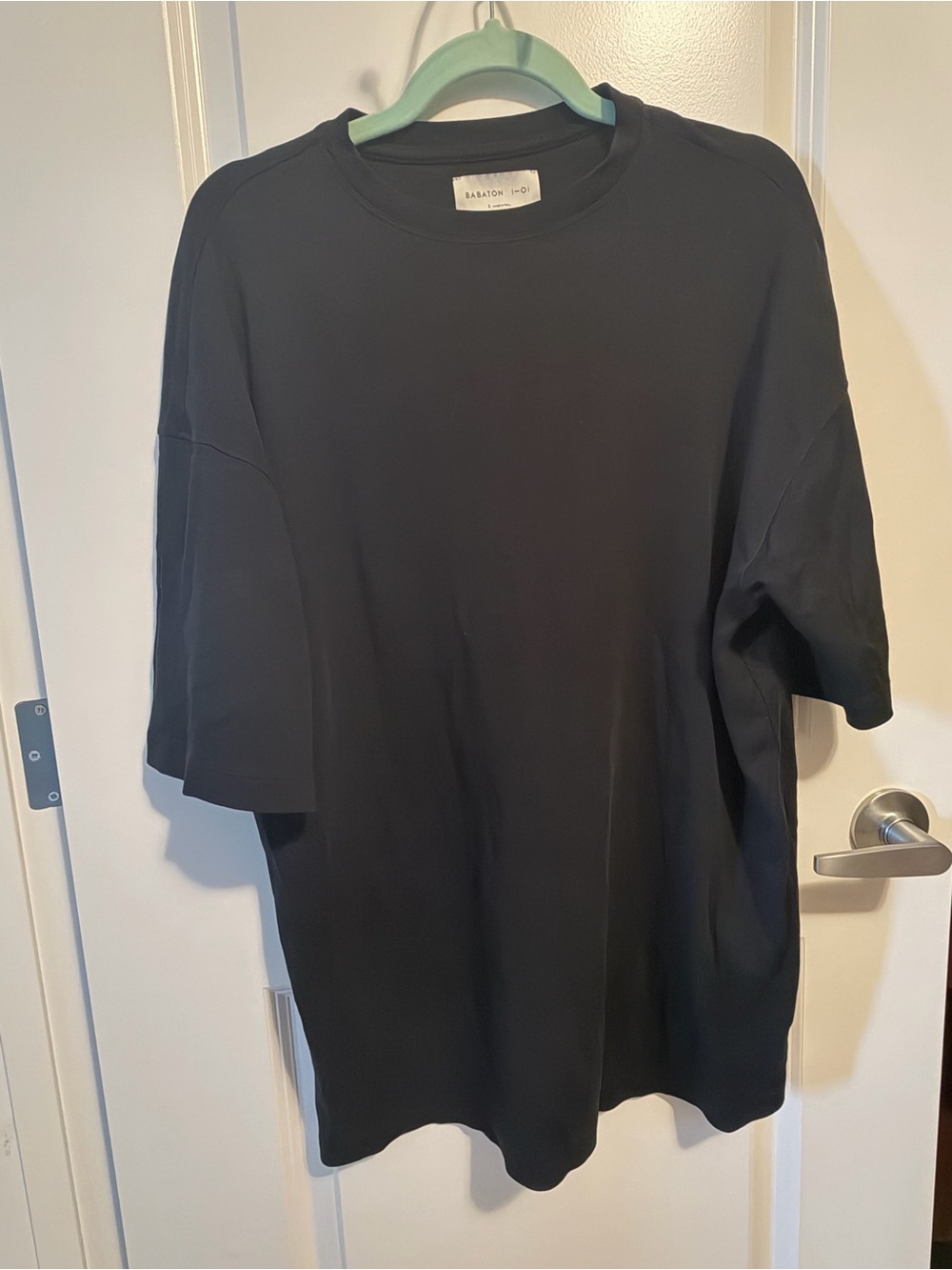 Babaton Black Short Sleeve Crew T-Shirt Baggy Oversize fit